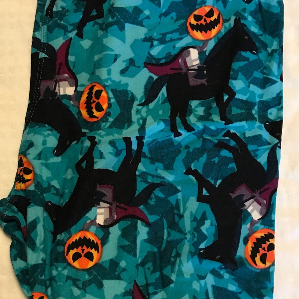 Lularoe OS Halloween leggings